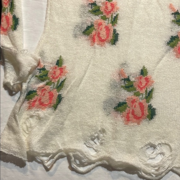 Wildfox White and Pink Floral Sweater - Picture 7 of 14